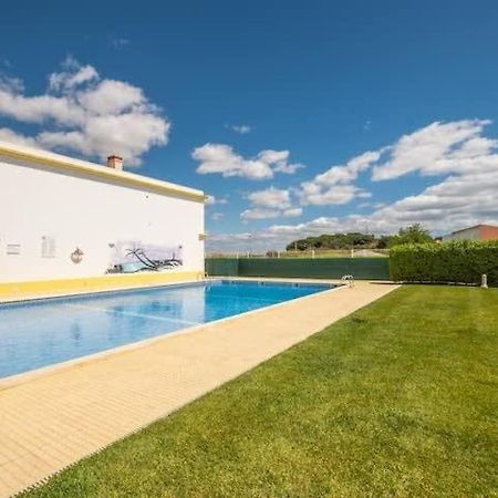 Apartment Alfarmar - Pool, Beach Only A Few Minutes Away Albufeira Eksteriør billede