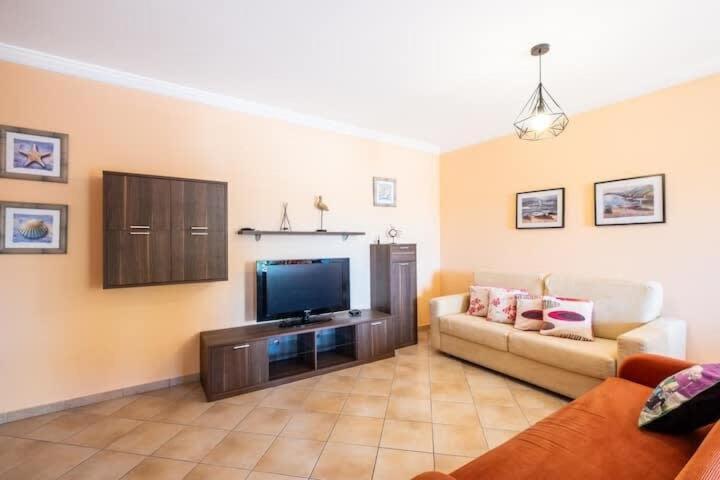 Apartment Alfarmar - Pool, Beach Only A Few Minutes Away Albufeira Eksteriør billede
